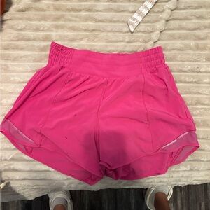 Lululemon pink hottie hot shorts